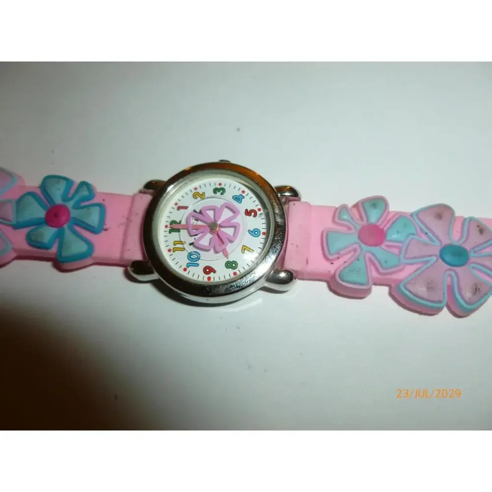 Ricci B Floral Flower Watch‎ Pink Rubber Band
